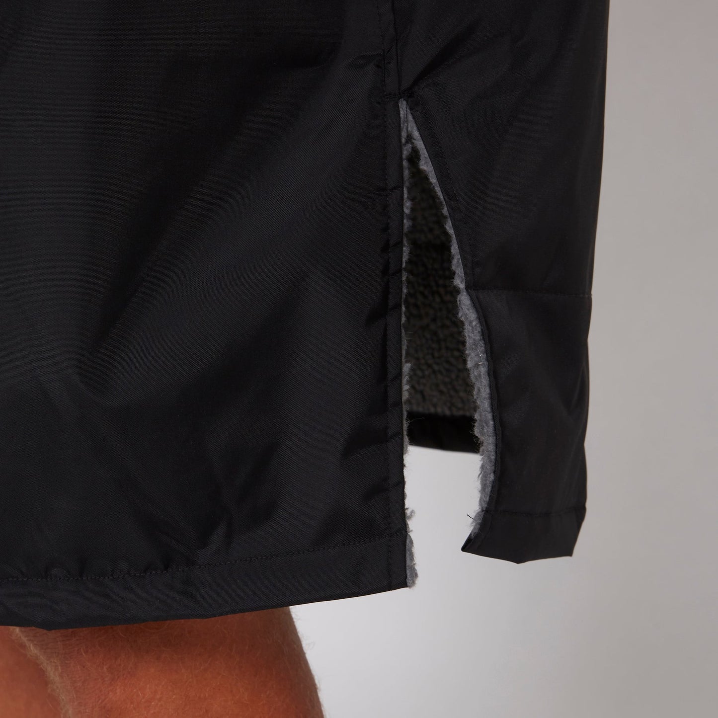 O&E - Super Storm Waterproof Poncho