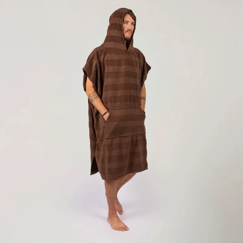 O&E - Layz Skifteponcho med hette